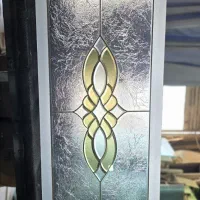به تعدادی نیروی کار جوان