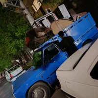 نیسان حمل بار اساس کشی با کارگر