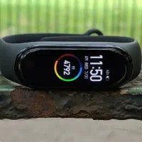 mi band 4 می بند ۴
