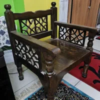صندلی چوبی