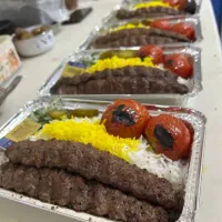کارگر ساده اشپزخانه