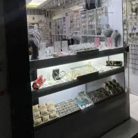 ویترین ام دی اف قفسه مغازه