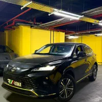 Venza 2025 luxury