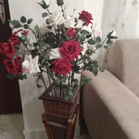 گل و گلدان
