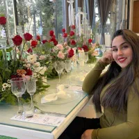 فراتراز یک چیدمان اجرای گل‌آرایی ژورنالی وآرتیستیک