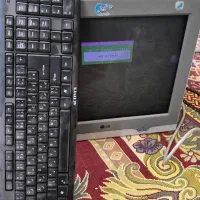 مانیتور و کیبورد