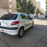 ۲۰۶ مدل ۹۰ کارمندی