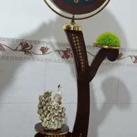 ساعت و جاکفشی