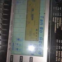 یک دستگاه ارگ یاماها۶۳۰ ودودستگاه ملودیکاو هونر