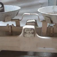 ترازو قدیمی