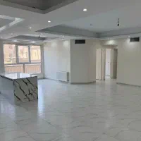 ۹۲ متر ۲خواب فول امکانات نور مستقیم