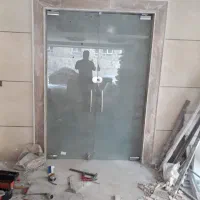 اورژانس شیشه سکوریت وپنجره یوپی وی س