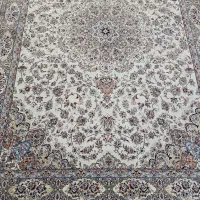 یک تخته فرش6 متری تمام نخ کرم رنگ