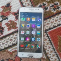گوشی J5