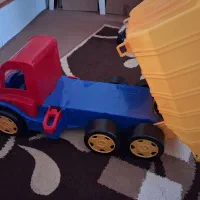 ماشین باری بزرگ