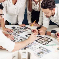 کار آموز معماری در محیط واقعی کار