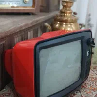تلویزیون قدیمی ۱۴ اینچ پارس توشیبا