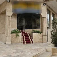 مغازه بر خیابان اصلی - پارکینگ و انباری
