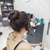 آماده همکاری با سالن های زیبایی در لاین شنیون مو