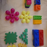 لگو و عروسک خارجی و سایر اسباب بازی ها