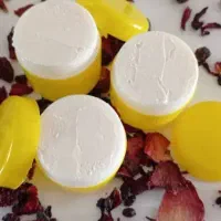 کرم اماراتی اصل خانم دانش