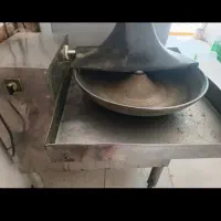 سبزی خرد کن در حد نو بدون هیچ ایرادی باضمانت