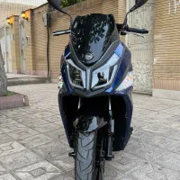 J200