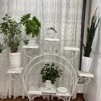 گل و گلدان