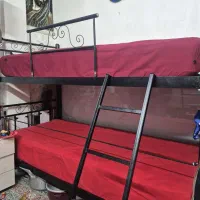 تخت دوطبقه با قابلیت تک نفره شدن فلزی