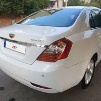 جیلی امگرند۷ اتومات