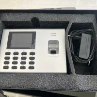دستگاه حضور و غیاب