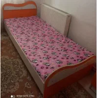 تخت تک نفره
