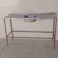 سینک ظرفشویی همراه با پایه