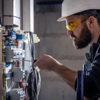 برق کارساختمان/ برقکار/خدمات برق ساختمان