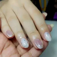 کاشت ناخن در منزل