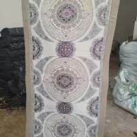 کنار اتاقی نمدی