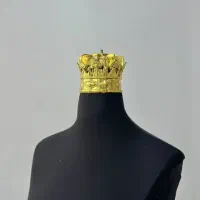 مانکن تاج دار