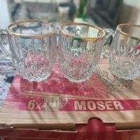 4دست لیوان