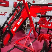 بیل تراکتور شش سیلندر