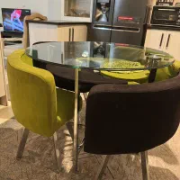 میز غذاخوری چهار نفره