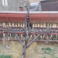 بذرپاش روسی و مکنده پشت تراکتور
