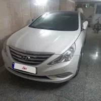 سوناتا YF2015