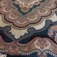 ۴تا قالی یک رنگ   ۷۰۰شانه سرمه‌ای