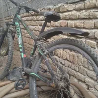دوچرخه حرفه ای بدنه سبک