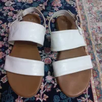 صندل ساحلی سفید چرم اصل