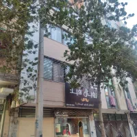 ۱۲۸متر طبقه دو حاشیه خیابان ۱۲متری دوخواب