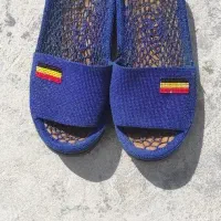 دمپایی زندان بافت