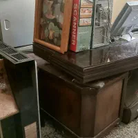 میز چوبی