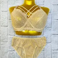 لباس زیر کار در منزل