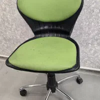 صندلی چرخان نوجوان
